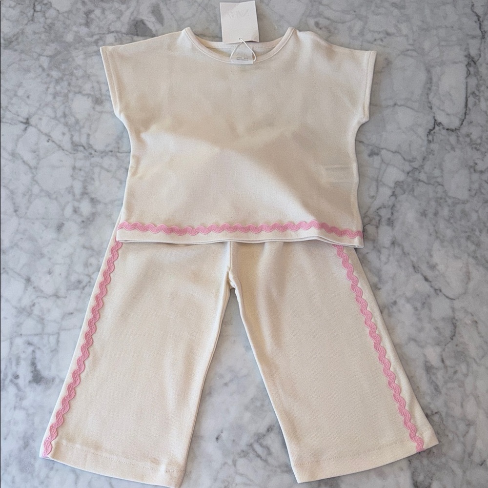 NWT Zara Cream Set with Pink Accents 2Y